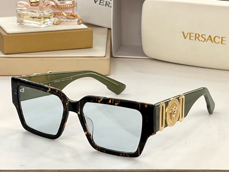 Versace Sunglasses 43